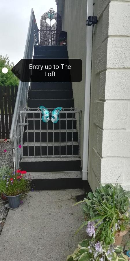 The Loft In Foxford Apartment Exterior photo